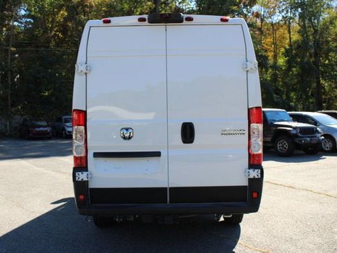 Used 2025 RAM ProMaster 2500 FWD image 23