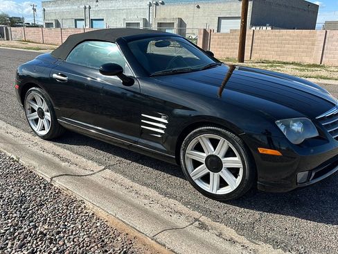 Used 2005 Chrysler Crossfire Limited image 12