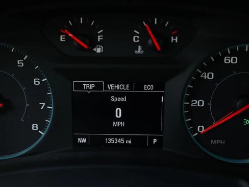 Used 2021 Chevrolet Equinox LS image 20