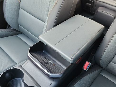 New 2026 GMC Terrain AT4 w/ Convenience Package III image 33