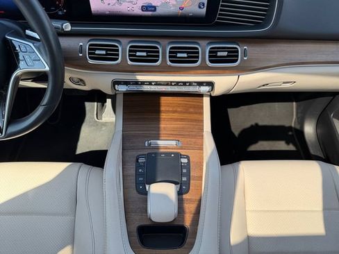 Certified 2024 Mercedes-Benz GLE 450 4MATIC image 22