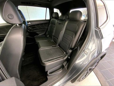 Used 2024 Volkswagen Tiguan SEL R-Line image 26
