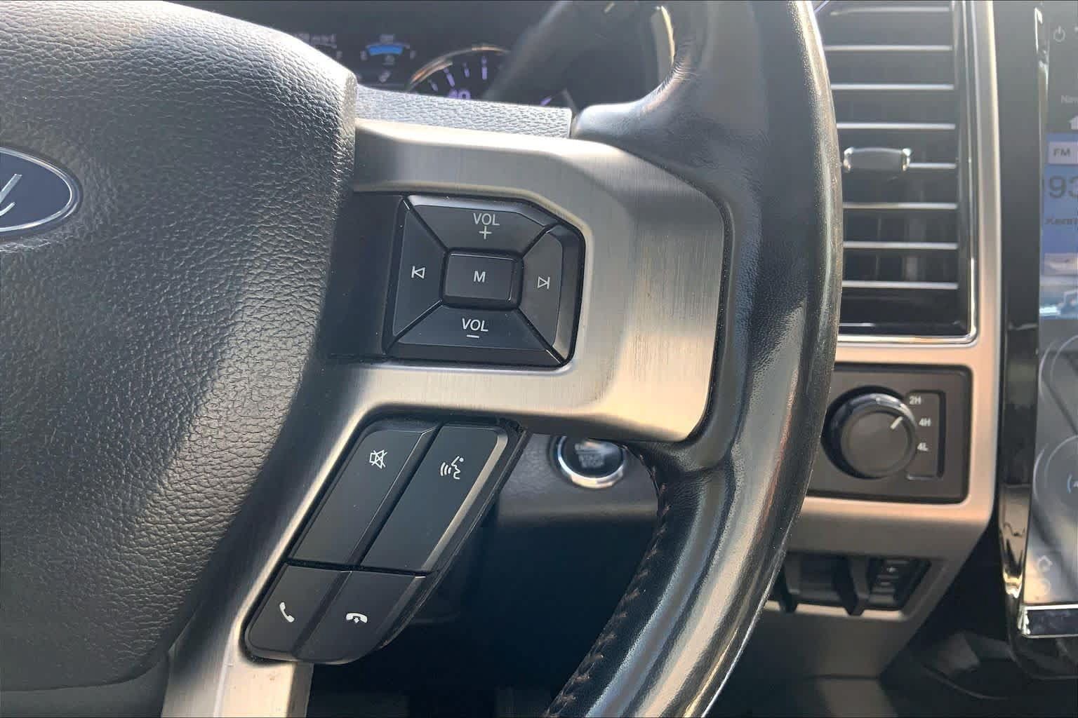 Used 2019 Ford F250 Platinum w/ Platinum Ultimate Package AWD/4WD image 25