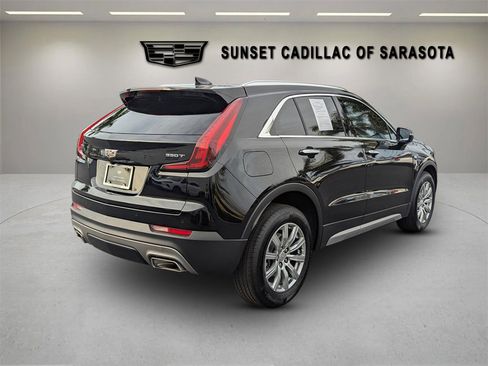 Certified 2023 Cadillac XT4 Premium Luxury w/ Cold Weather Package image 7