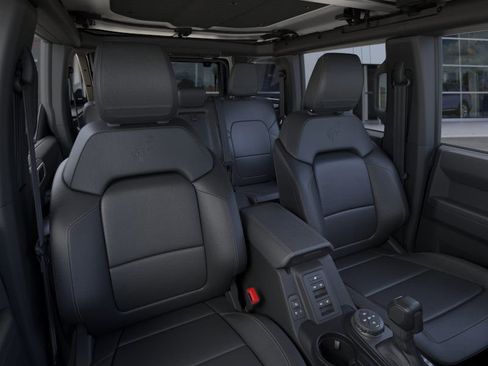 New 2025 Ford Bronco Badlands w/ Sasquatch Package image 10
