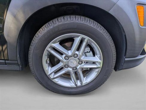 Used 2020 Hyundai Kona SE image 22