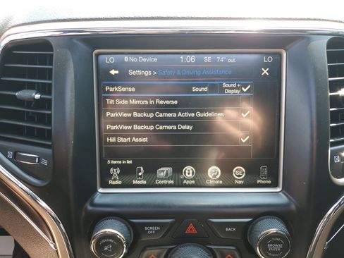 Used 2014 Jeep Grand Cherokee Limited image 29