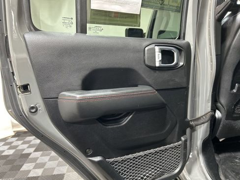 Used 2021 Jeep Gladiator Rubicon image 22