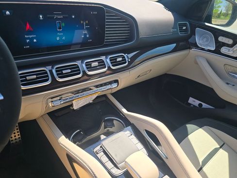New 2026 Mercedes-Benz GLE 53 AMG 4MATIC Coupe image 32