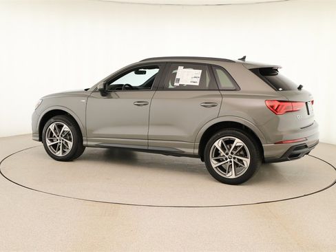 New 2025 Audi Q3 2.0T Premium image 3