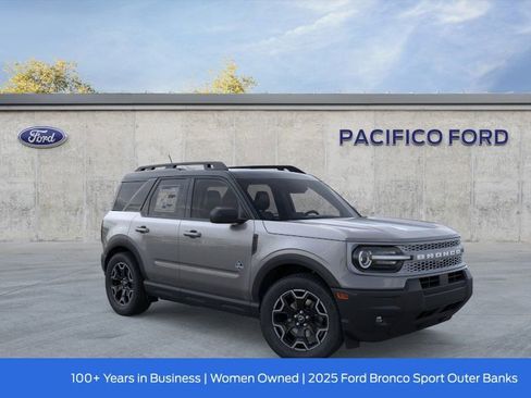 New 2025 Ford Bronco Sport Outer Banks image 8