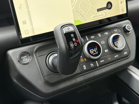New 2026 Land Rover Defender 110 X-Dynamic SE AWD/4WD image 19