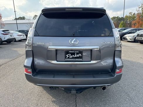 Used 2019 Lexus GX 460 Luxury image 3