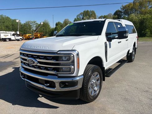Used 2023 Ford F350 Lariat w/ Lariat Ultimate Package image 7