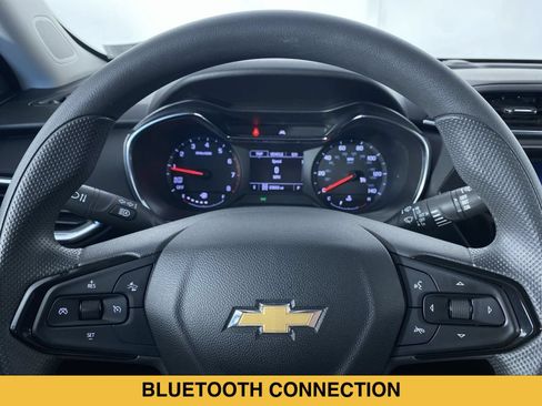 Certified 2023 Chevrolet TrailBlazer LT w/ Convenience Package AWD/4WD image 3