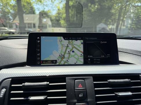 Used 2018 BMW 340i xDrive Sedan AWD/4WD image 26