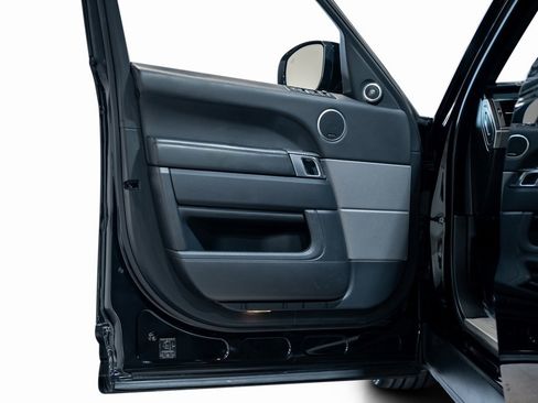 Used 2016 Land Rover Range Rover Sport SVR image 58