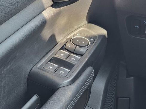 Used 2024 Ford Ranger XLT image 27