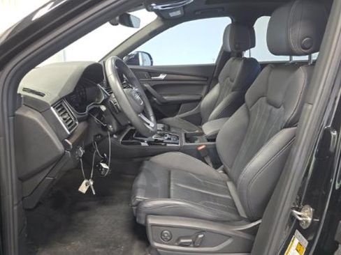 Used 2023 Audi Q5 2.0T Premium Plus w/ Premium Plus Package AWD/4WD image 4