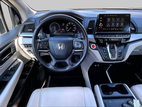 Certified 2025 Honda Odyssey EX-L image 6