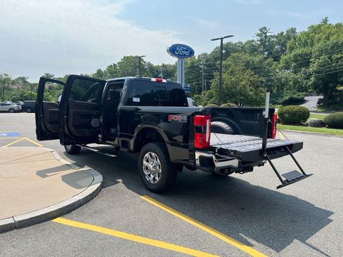 New 2026 Ford F350 King Ranch w/ Chrome Package AWD/4WD image 11