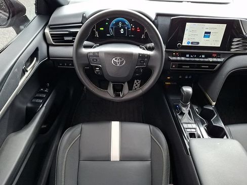 Certified 2025 Toyota Camry SE w/ Convenience Package AWD/4WD image 11