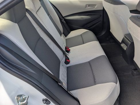 Used 2026 Toyota Corolla LE w/ LE Premium Package FWD image 5