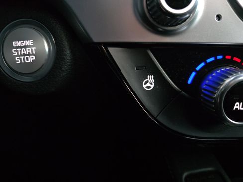 Certified 2023 Kia Telluride EX w/ EX Captain's Chair Package image 22