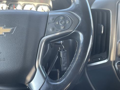 Used 2015 Chevrolet Silverado 2500 LT w/ LT Convenience Package image 18