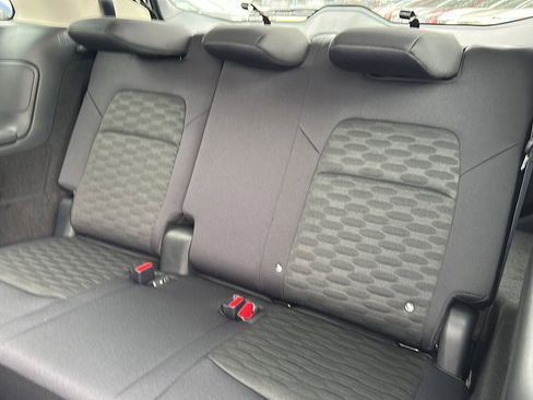 New 2025 Nissan Pathfinder SV image 17