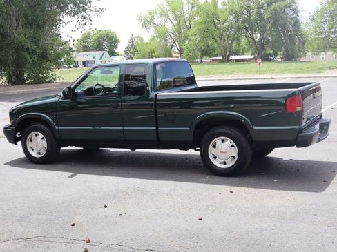 Used 2002 GMC Sonoma SLS w/ Marketing Option Pkg RWD image 8