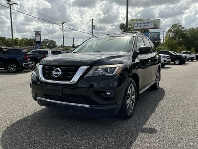 Used 2019 Nissan Pathfinder SV