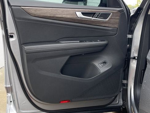 New 2026 Volkswagen Atlas SEL Premium R-Line image 9