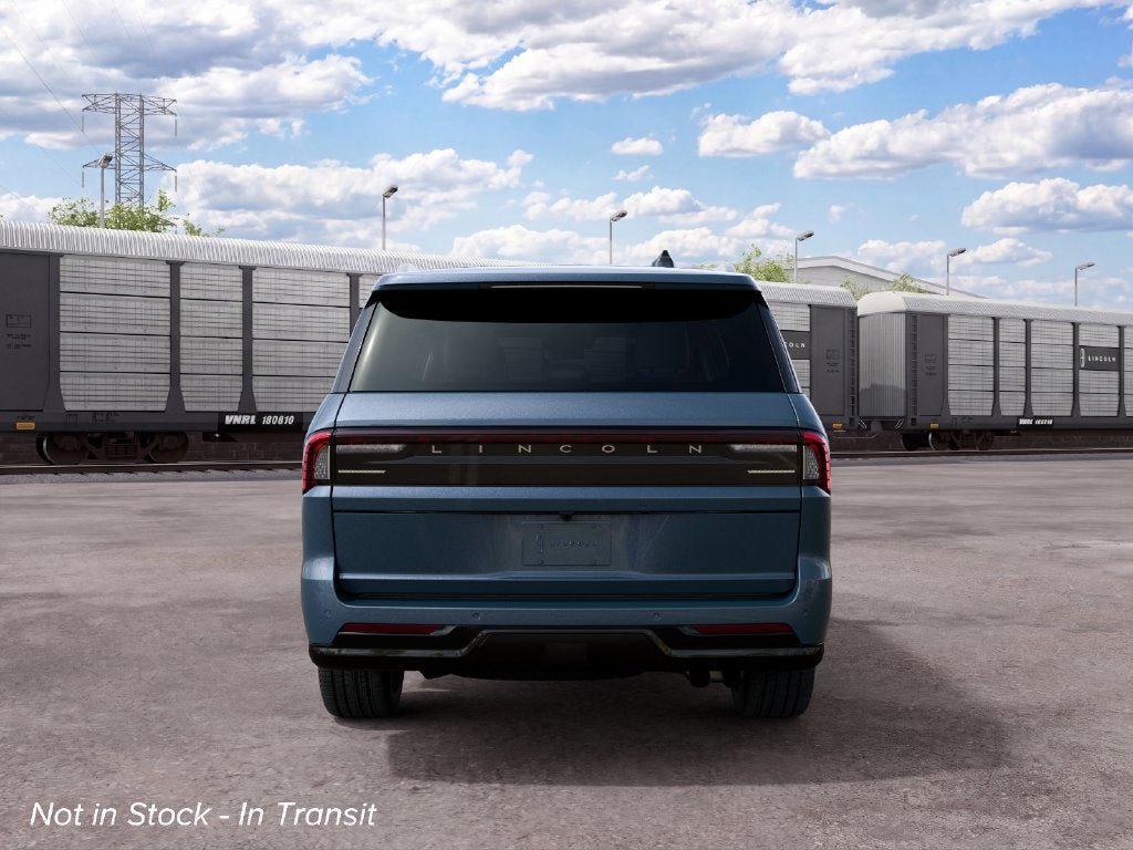 New 2027 Lincoln Navigator L Reserve AWD/4WD image 7