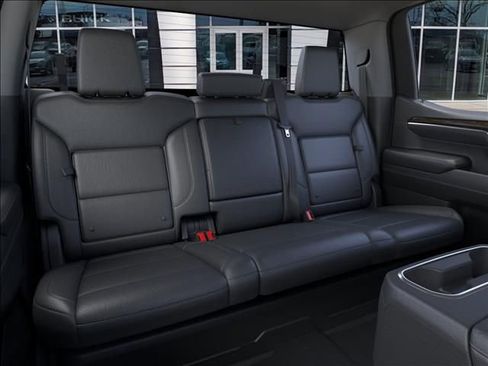 New 2026 GMC Sierra 1500 SLT w/ SLT Convenience Package AWD/4WD image 17