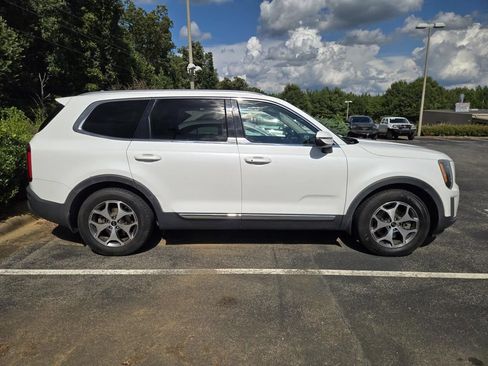 Used 2020 Kia Telluride EX w/ Towing Package AWD/4WD image 4
