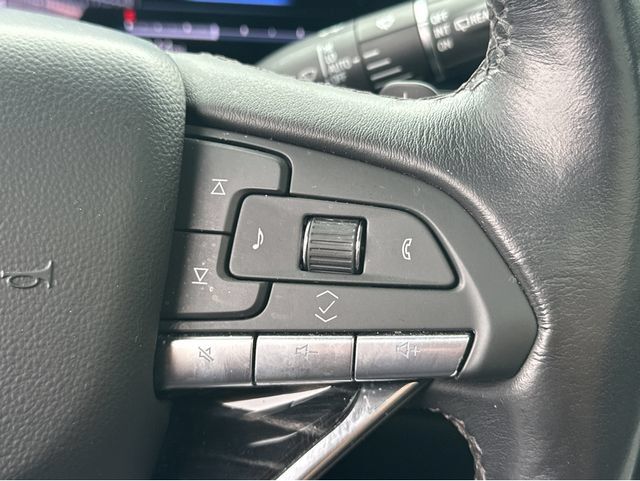 Certified 2024 Cadillac Escalade ESV Sport RWD image 34