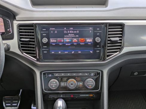 Used 2022 Volkswagen Atlas Cross Sport SEL R-Line image 20