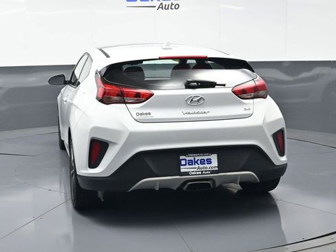 Used 2019 Hyundai Veloster 2.0 Premium FWD image 7