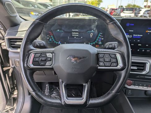 Used 2025 Ford Mustang Premium RWD image 21