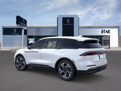 New 2025 Lincoln Nautilus Premier w/ Equipment Group 102A image 4