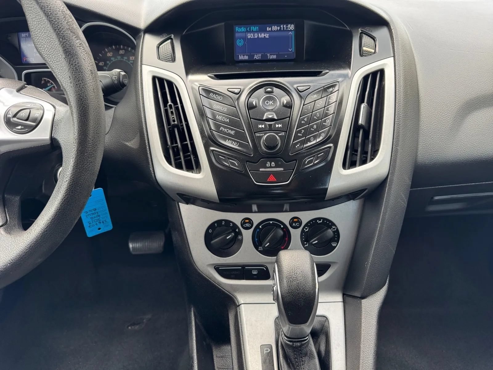 Used 2014 Ford Focus SE FWD image 16