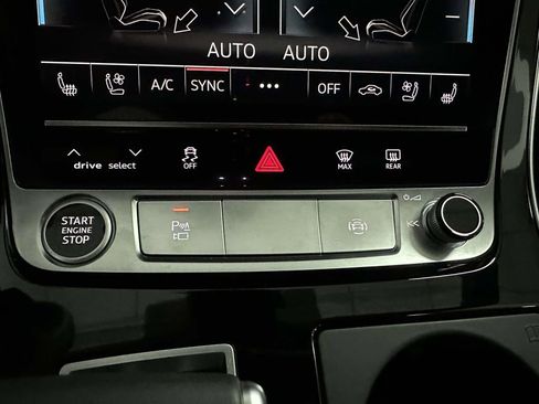 Used 2025 Audi Q8 Premium Plus w/ Premium Plus Package image 25