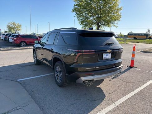 New 2026 Chevrolet Traverse LT w/ LPO, Floor Liner Package AWD/4WD image 5