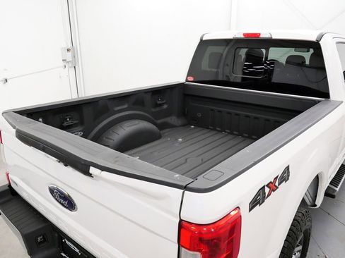 Used 2018 Ford F250 Lariat w/ Lariat Value Package AWD/4WD image 40