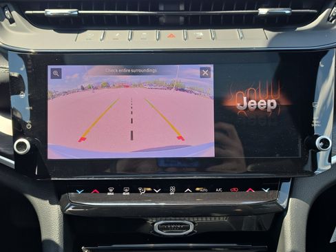 New 2026 Jeep Grand Cherokee Altitude AWD/4WD image 26
