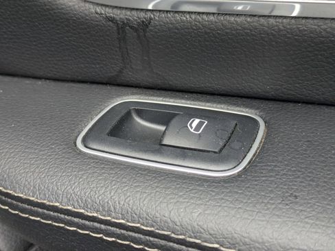 Used 2022 RAM 1500 Laramie AWD/4WD image 35