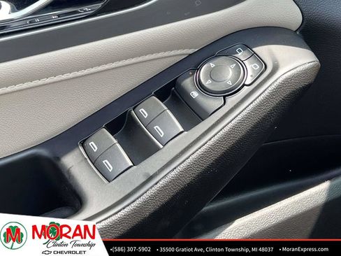 Certified 2023 Chevrolet Traverse LS FWD image 18
