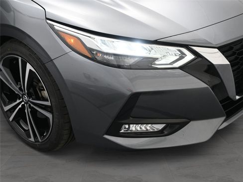 Used 2021 Nissan Sentra SR image 17