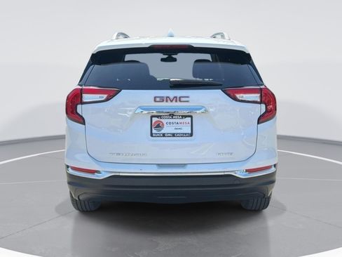 Used 2022 GMC Terrain SLT AWD/4WD image 4